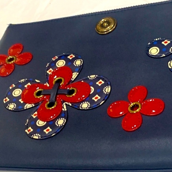 Lauren Ralph Lauren Leather Large Millbrook Wristlet Blue 10” x 7” - Picture 7 of 16